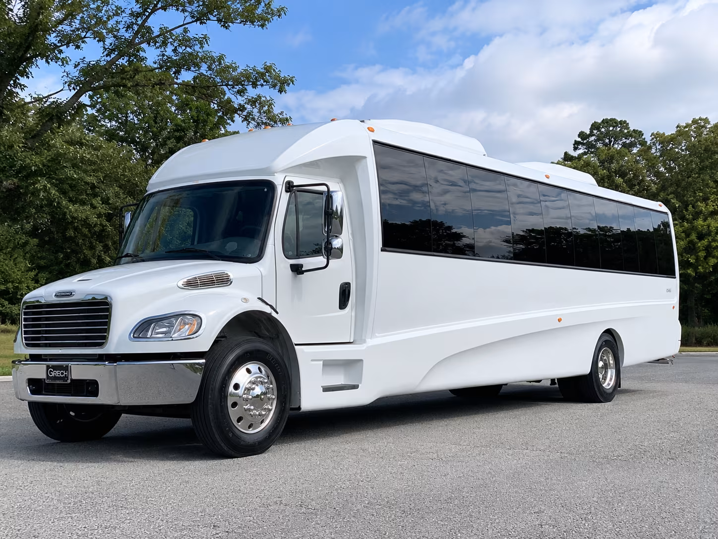 Lenexa Birthday, Sweet 16, & Quinceañera Party Bus Rentals