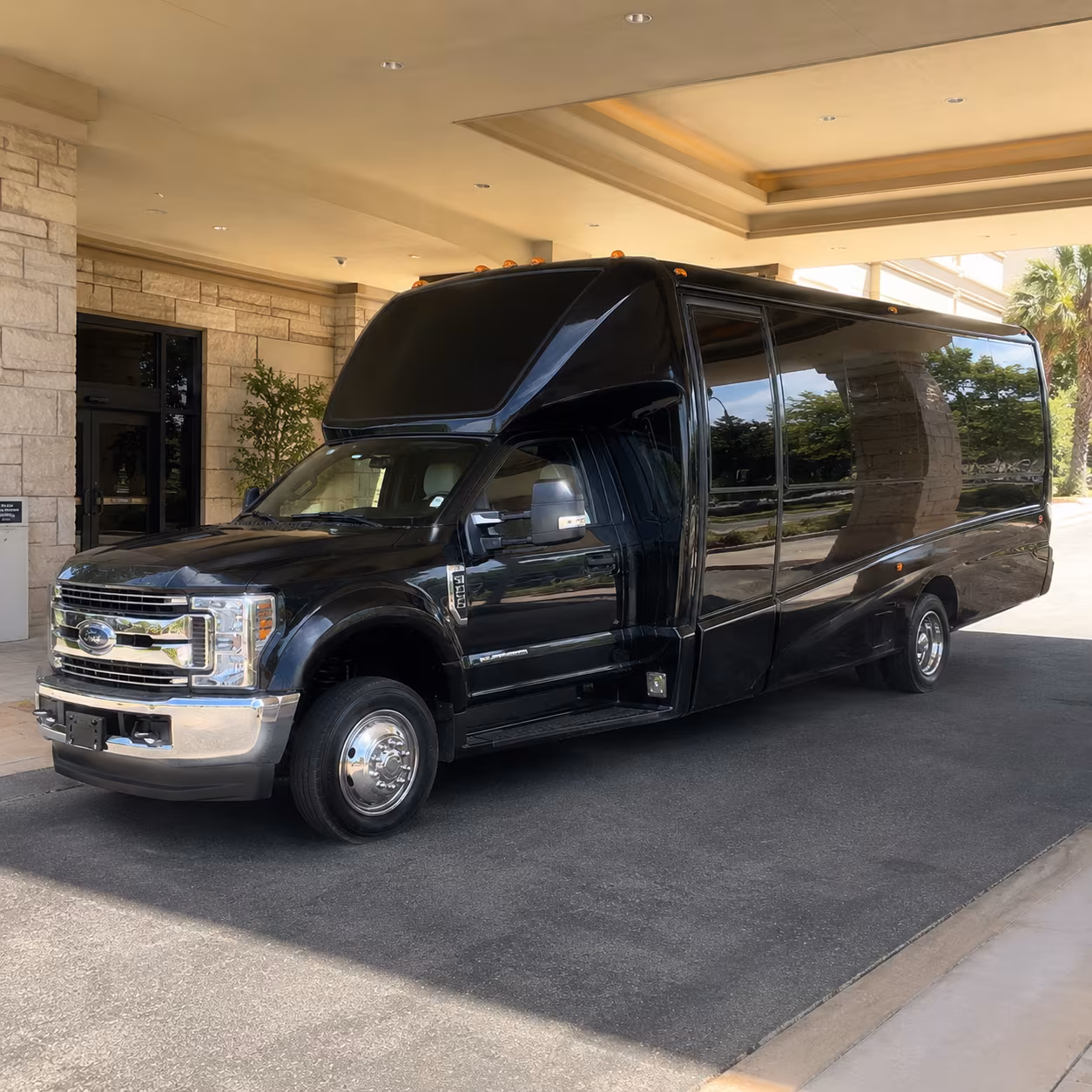 Lenexa Homecoming & Prom Party Bus Rentals