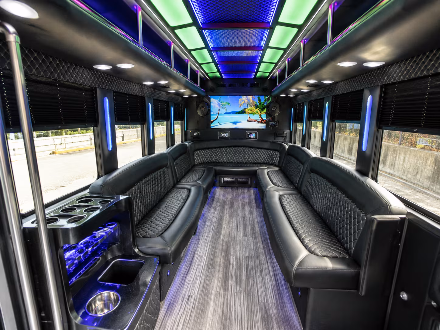 Olathe Winery Tour & Pub Crawl Transportation