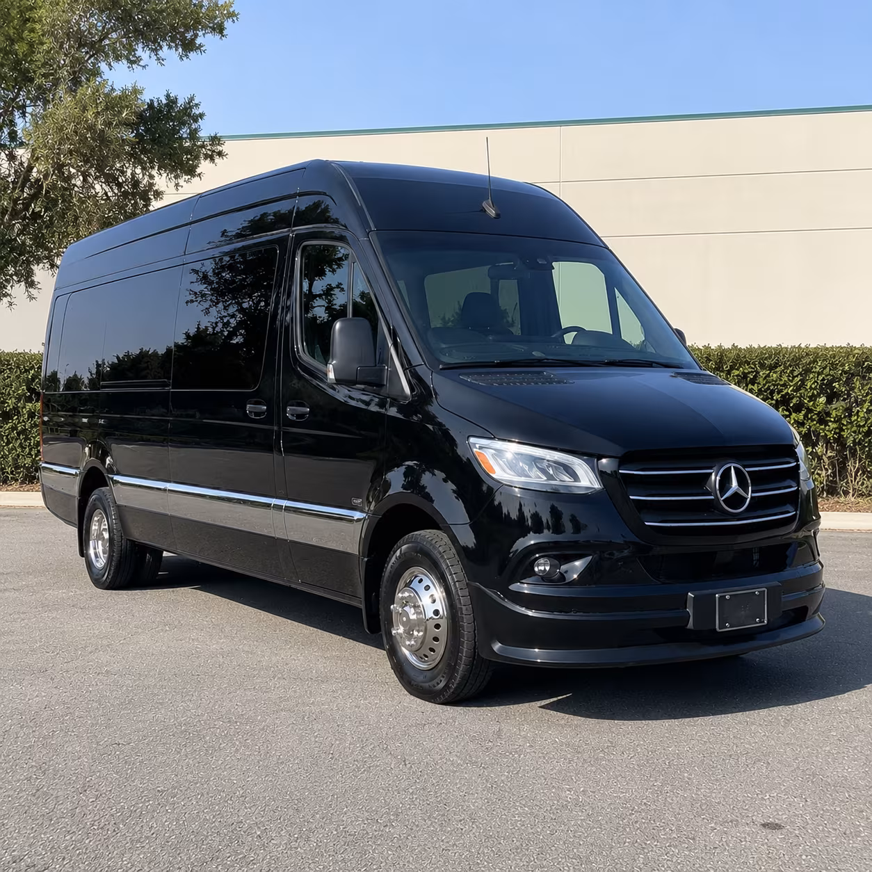 Overland Park Airport Shuttle & Transportation party bus exterior