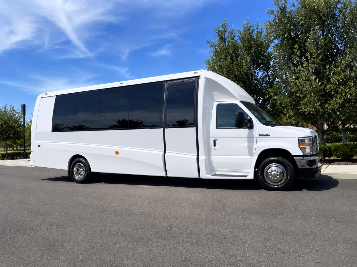 Overland Park Airport Shuttle & Transportation party bus exterior