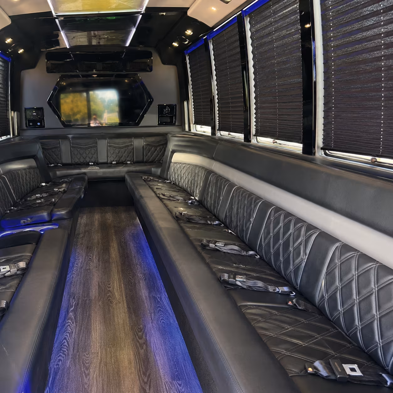 Overland Park Birthday, Sweet 16, & Quinceañera Transportation party bus exterior