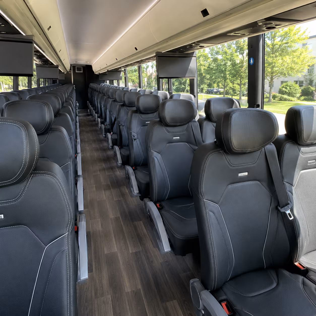 Overland Park Corporate Transportation pickup coordination